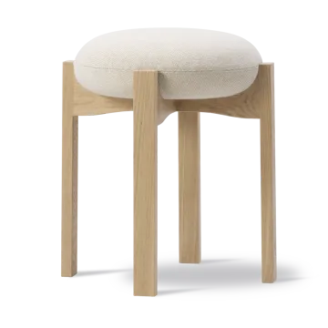 Pioneer rund skammel lav - Hallingdal 200-lakeret eg - Fredericia Furniture