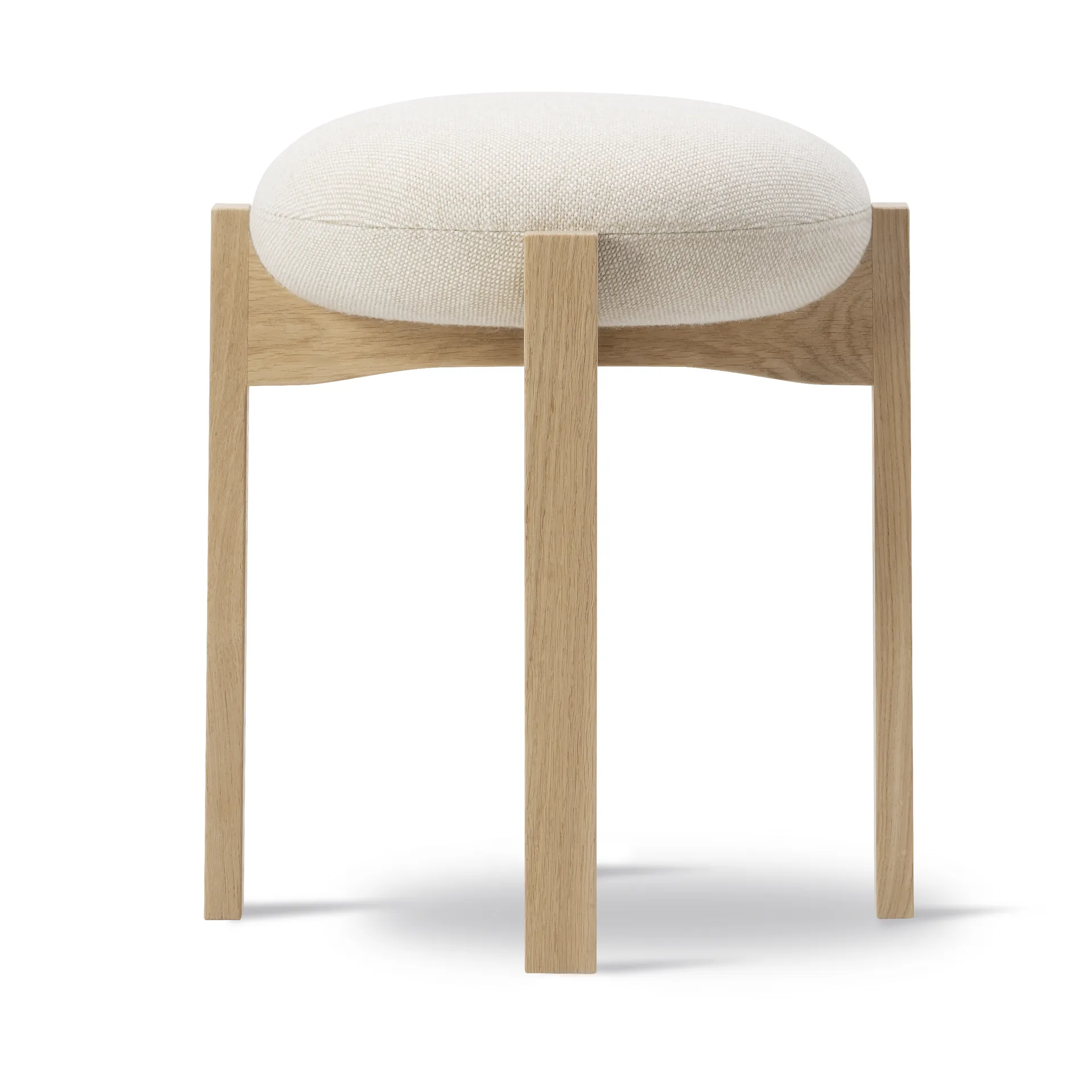 Pioneer rund skammel lav, Hallingdal 200-lakeret eg Fredericia Furniture