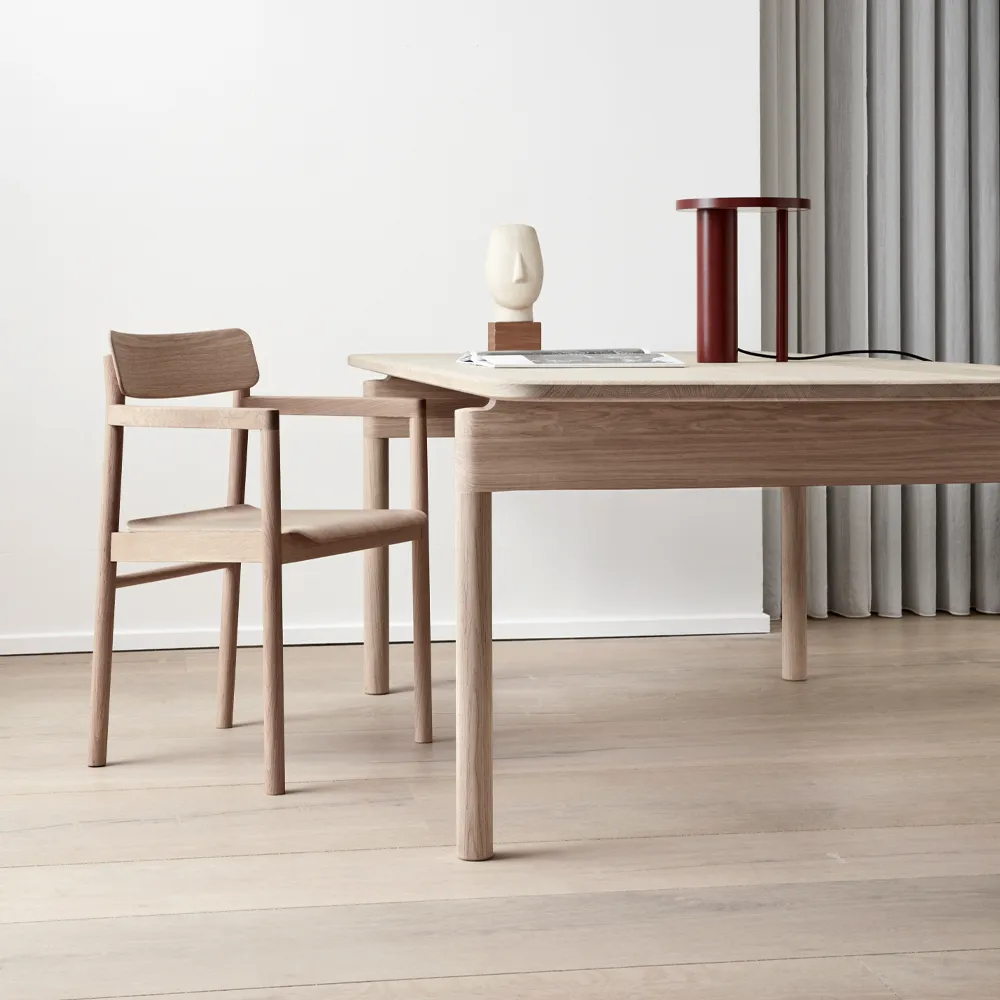 Post 6438 spisebord, Røget oliebehandlet eg, 100x225 cm Fredericia Furniture