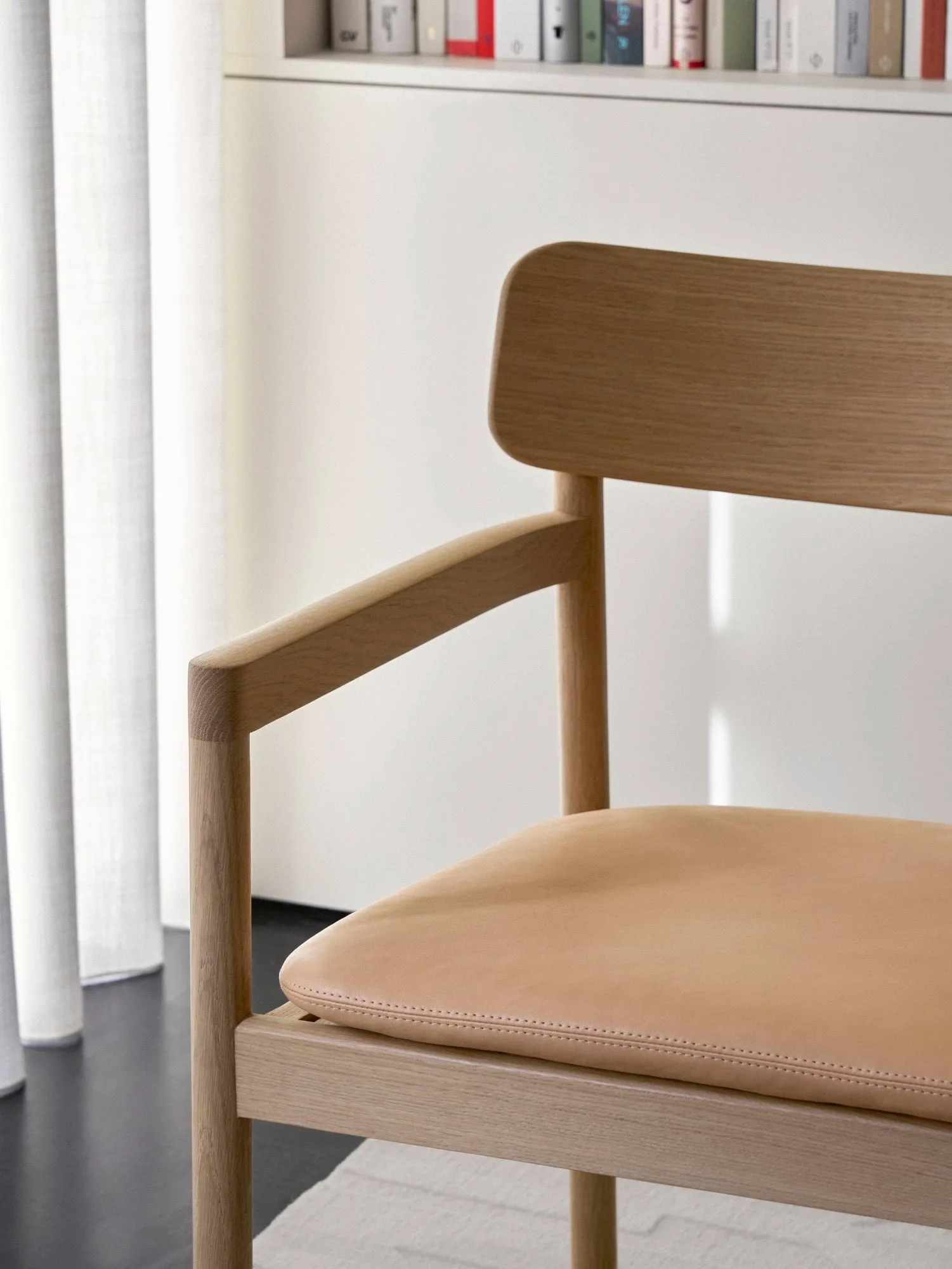 Post loungestol, Vegeta læder-lysolieret eg Fredericia Furniture