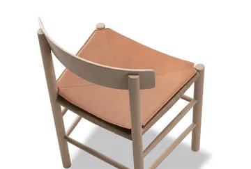 Siddyne i læder til J39 stol - Læder Cera 905 Russet Brown - Fredericia Furniture
