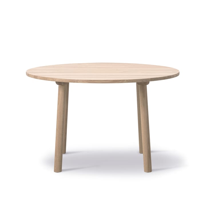 Taro 6121 spisebord - Sæbet  eg, ø120 cm - Fredericia Furniture