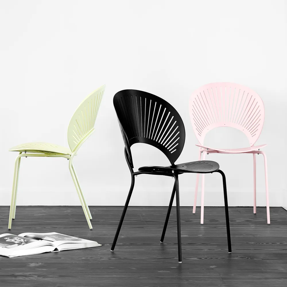 Trinidad 3398 stol, Klarlak valnød-ben krom Fredericia Furniture