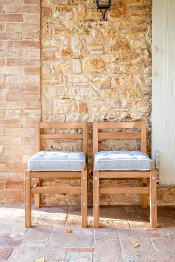 06 stol - Redwood - Fri Form