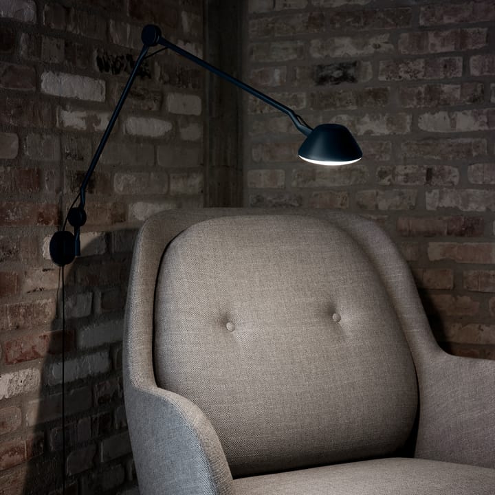 AQ01 væglampe, Sort Fritz Hansen