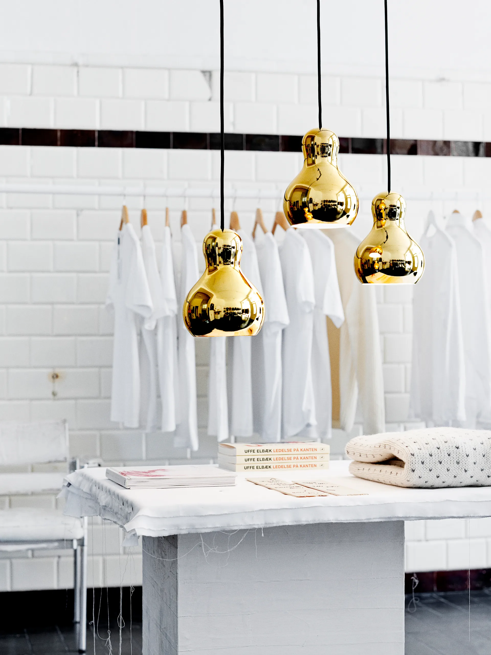 Calabash P1 pendel, Guld Fritz Hansen