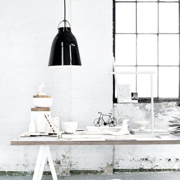 Caravaggio 2 pendel - Hvid blank/Grå stofledning - Fritz Hansen
