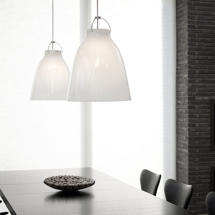 Caravaggio 2 pendel, Hvid blank/Grå stofledning Fritz Hansen