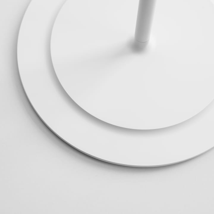 Caravaggio gulvlampe - hvid - Fritz Hansen
