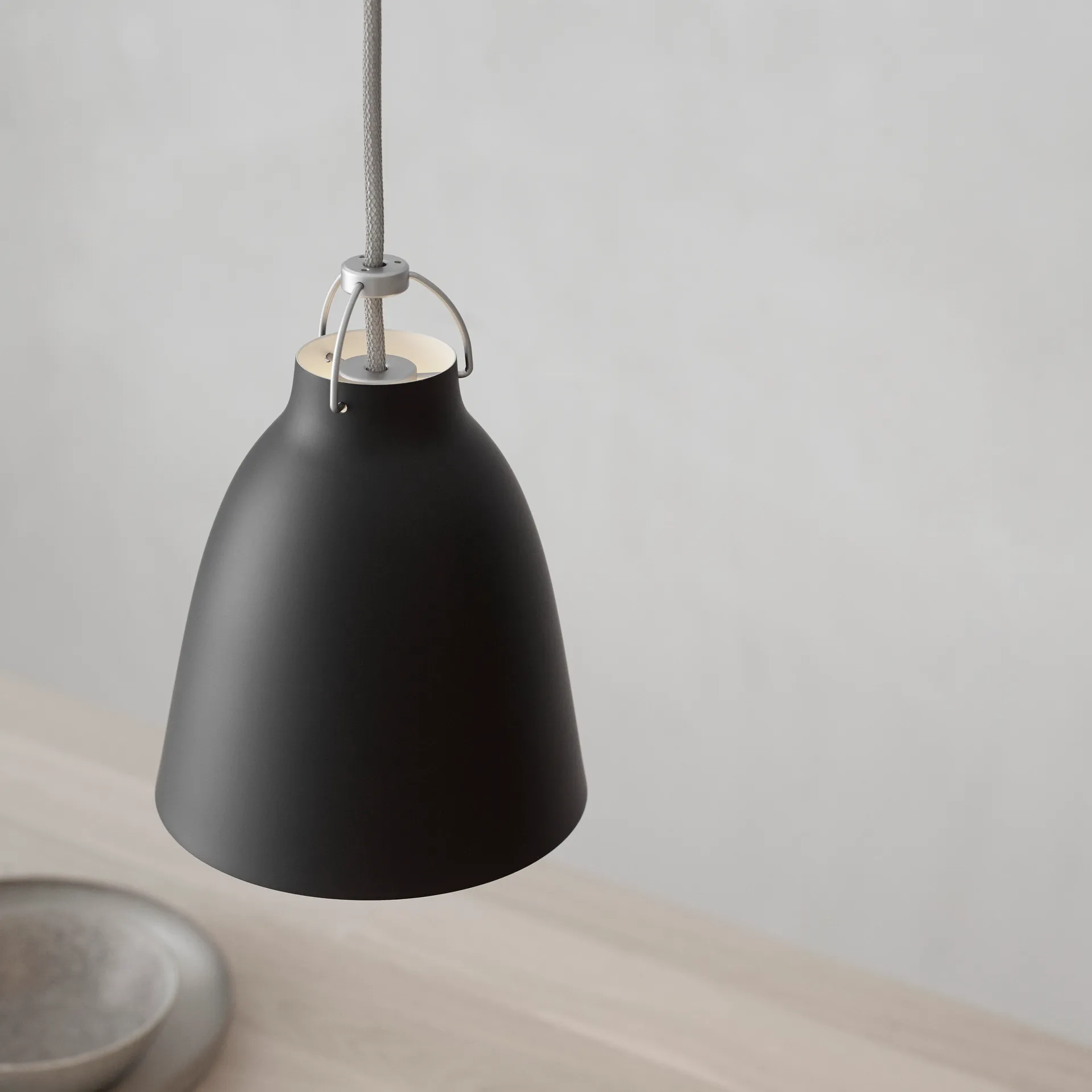 Caravaggio P1 pendel, mat, Sort Fritz Hansen