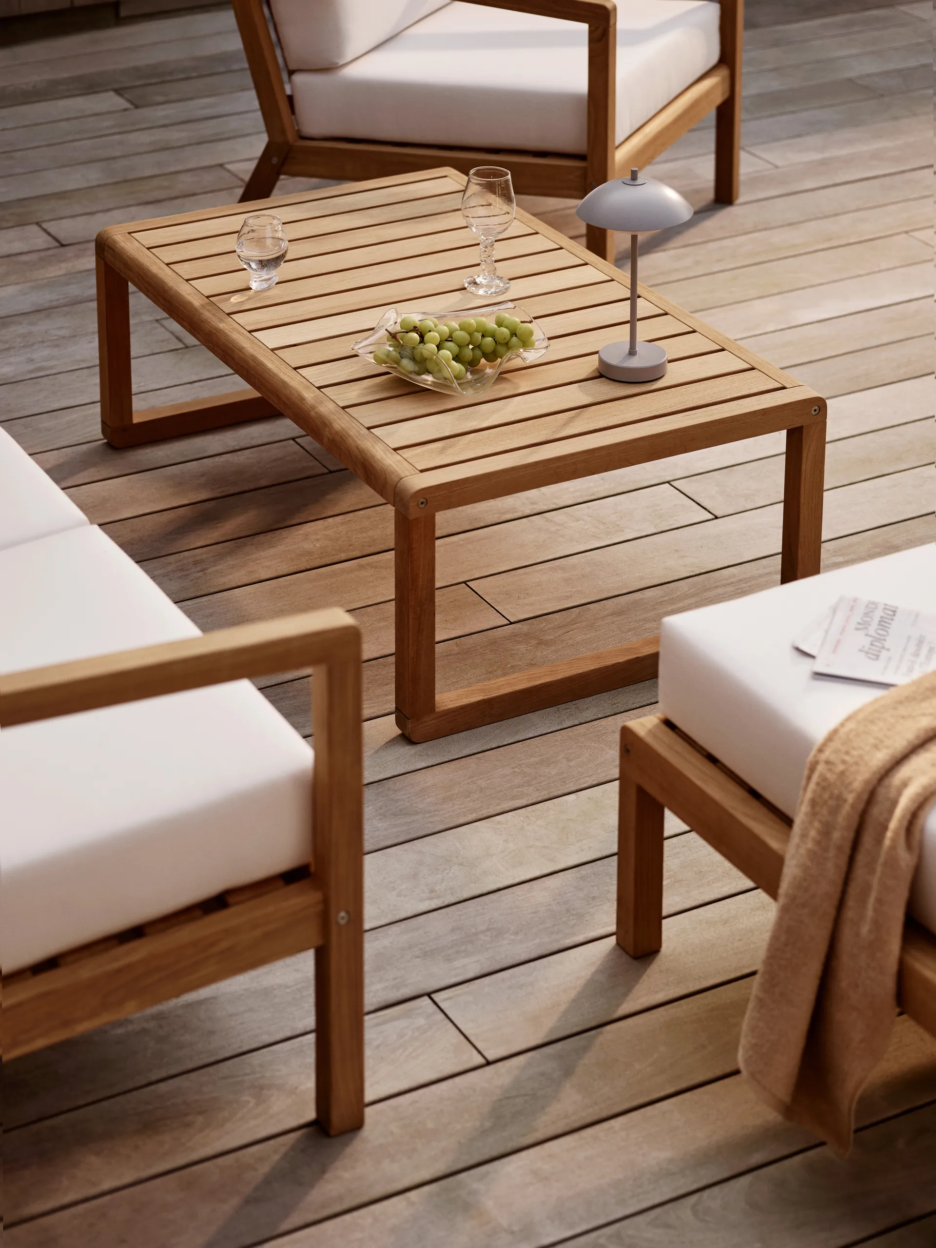 Clam portable bordlampe 31 cm, Nine grey Fritz Hansen