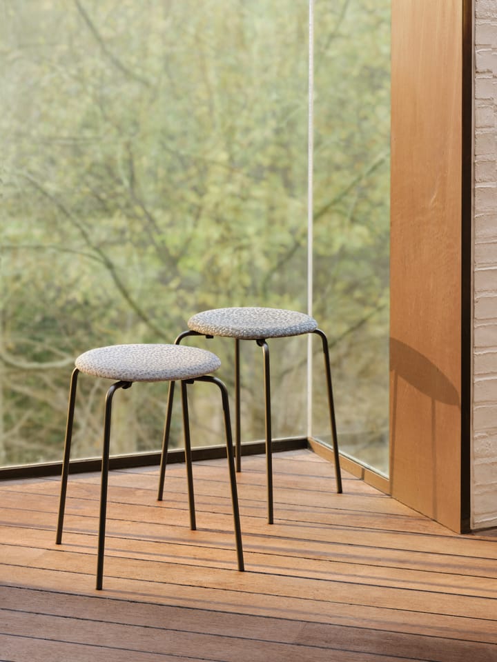 Dot pall tyg, White/Purple Fritz Hansen