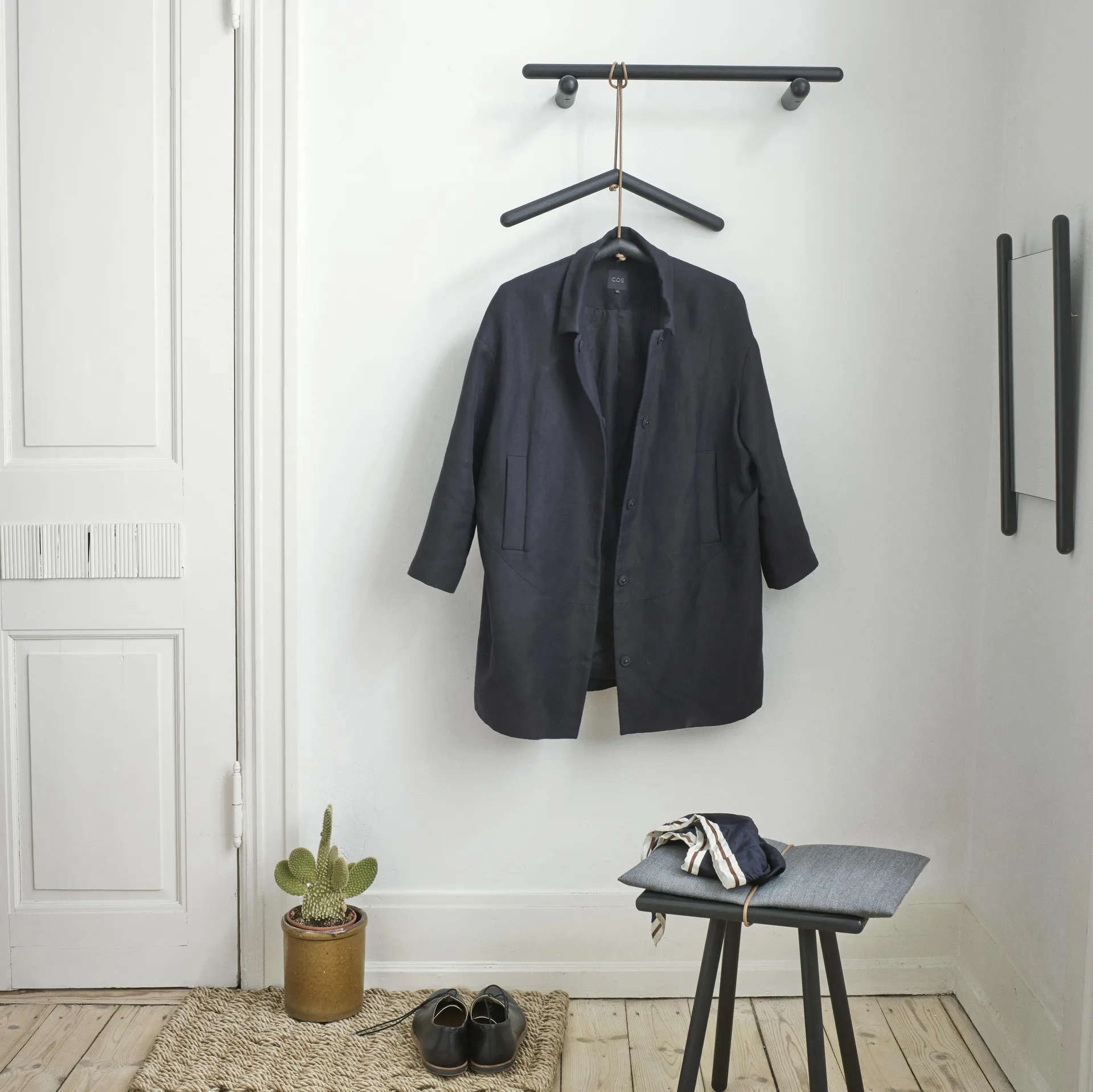 Georg barstol, sortlakeret eg Fritz Hansen