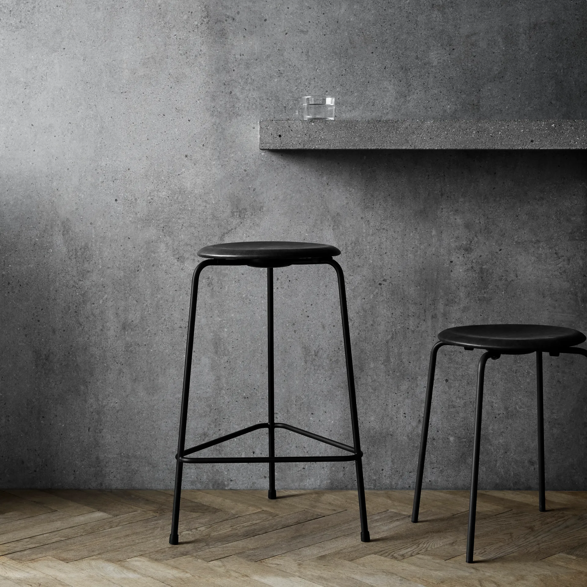 High Dot skammel læder, Cowboy black Fritz Hansen