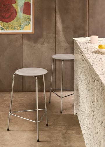 High Dot skammel læder - Lava grey/Chrome - Fritz Hansen