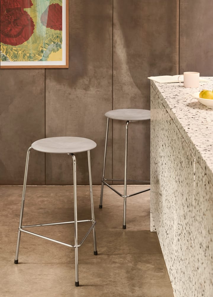 High Dot skammel læder, Lava grey/Chrome Fritz Hansen