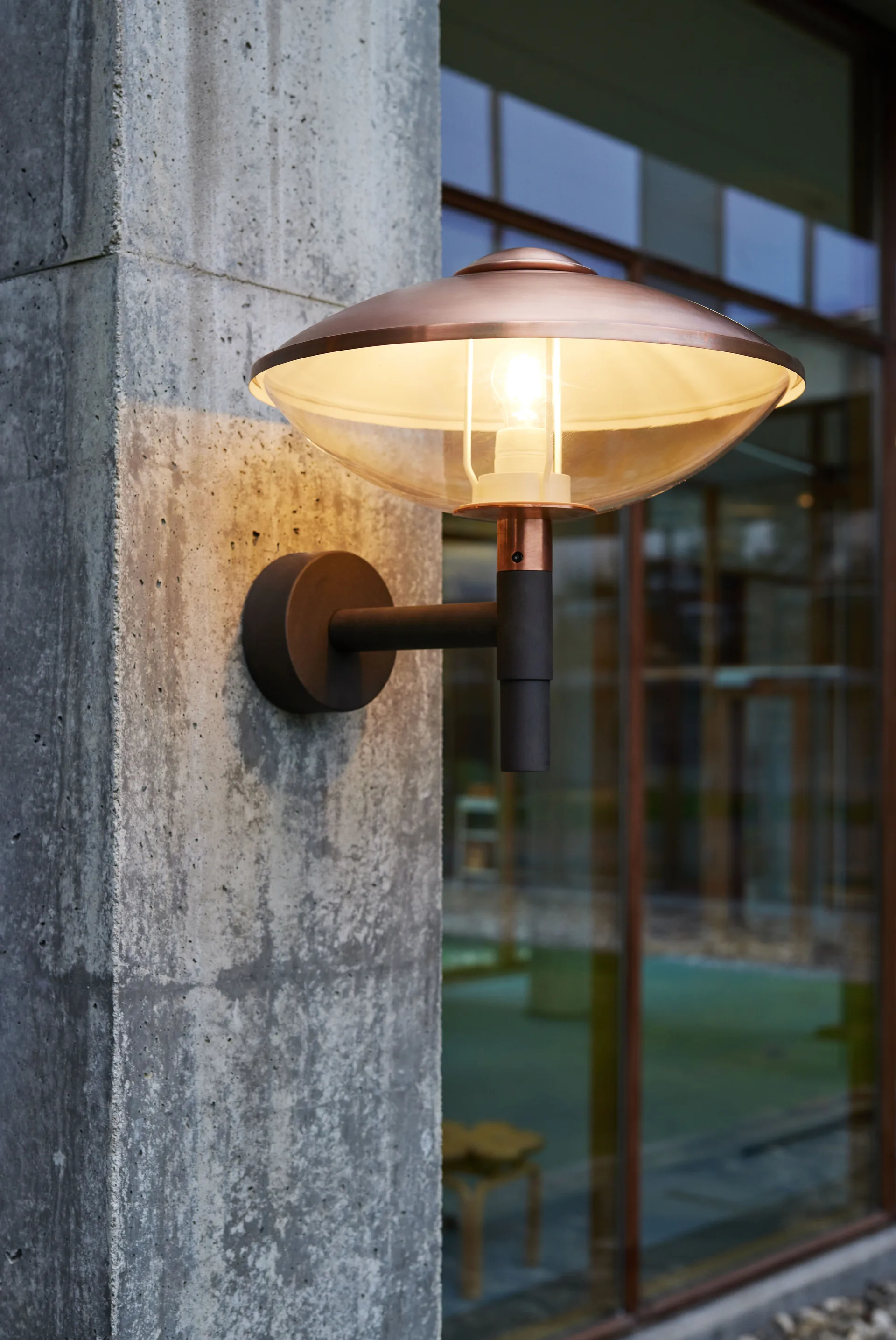 HL410 Outdoor facadebelysning, Copper-clear Fritz Hansen