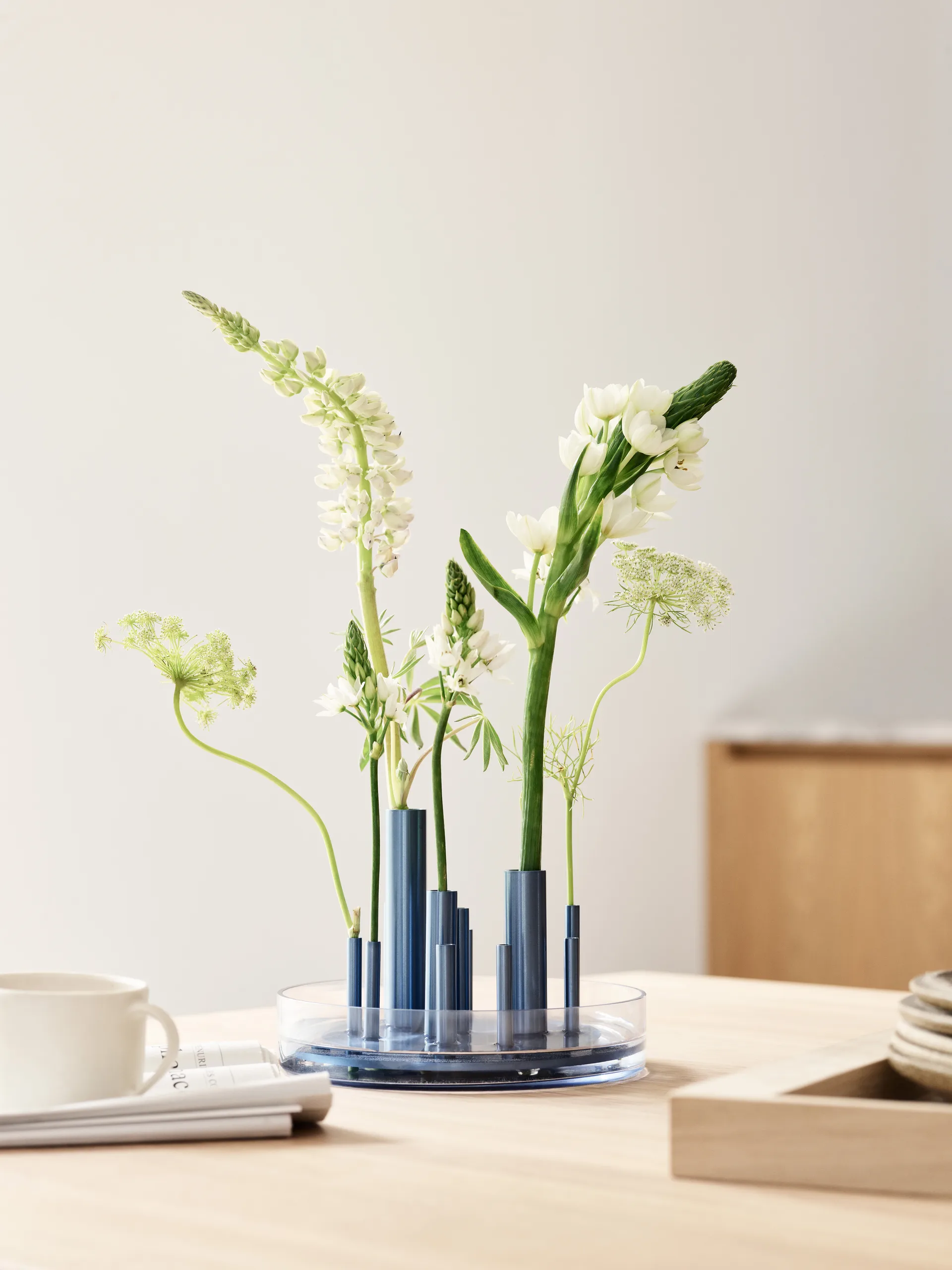 Ikeru low vase, Dusk blue Fritz Hansen