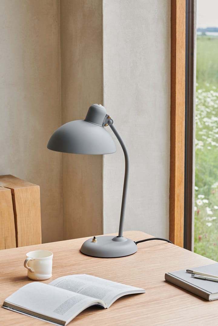 Kaiser Idell 6556-T bordlampe, Easy Grey Fritz Hansen