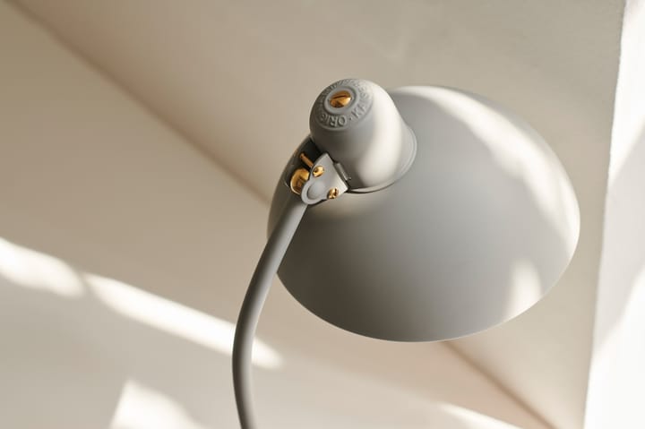 Kaiser Idell 6556-T bordlampe, Easy Grey Fritz Hansen