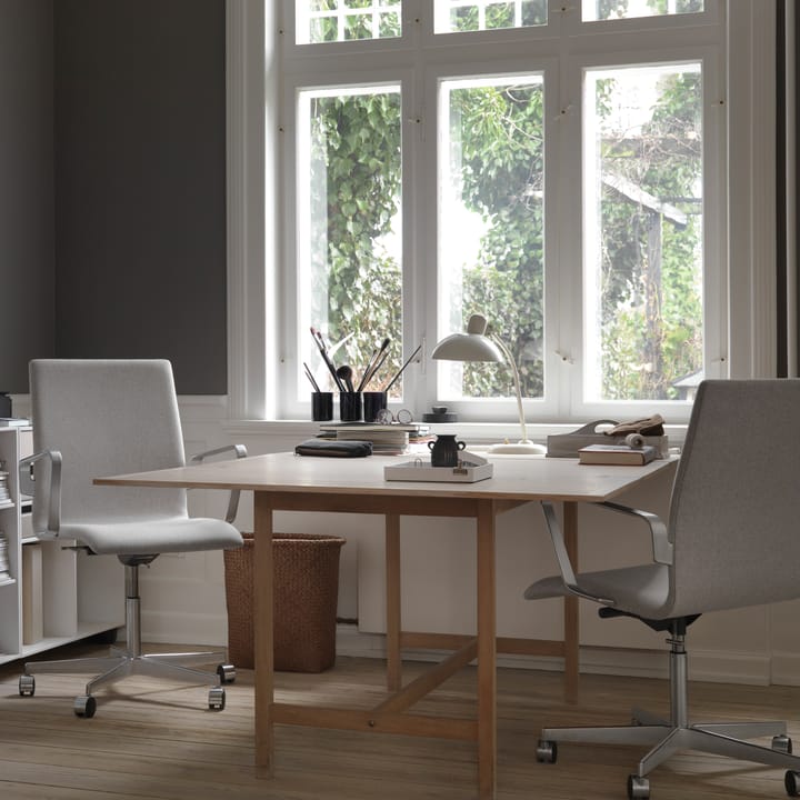 Kaiser Idell 6556-T bordlampe, White Fritz Hansen