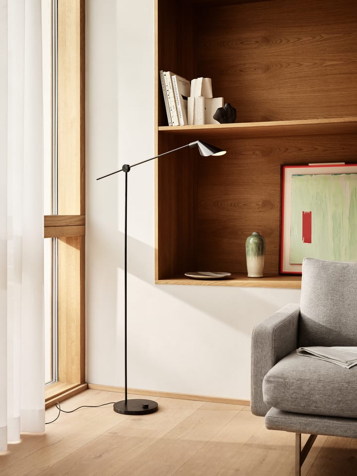 MS011 gulvlampe - Black - Fritz Hansen