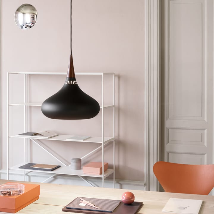 Orient P2 pendel, Sort Fritz Hansen
