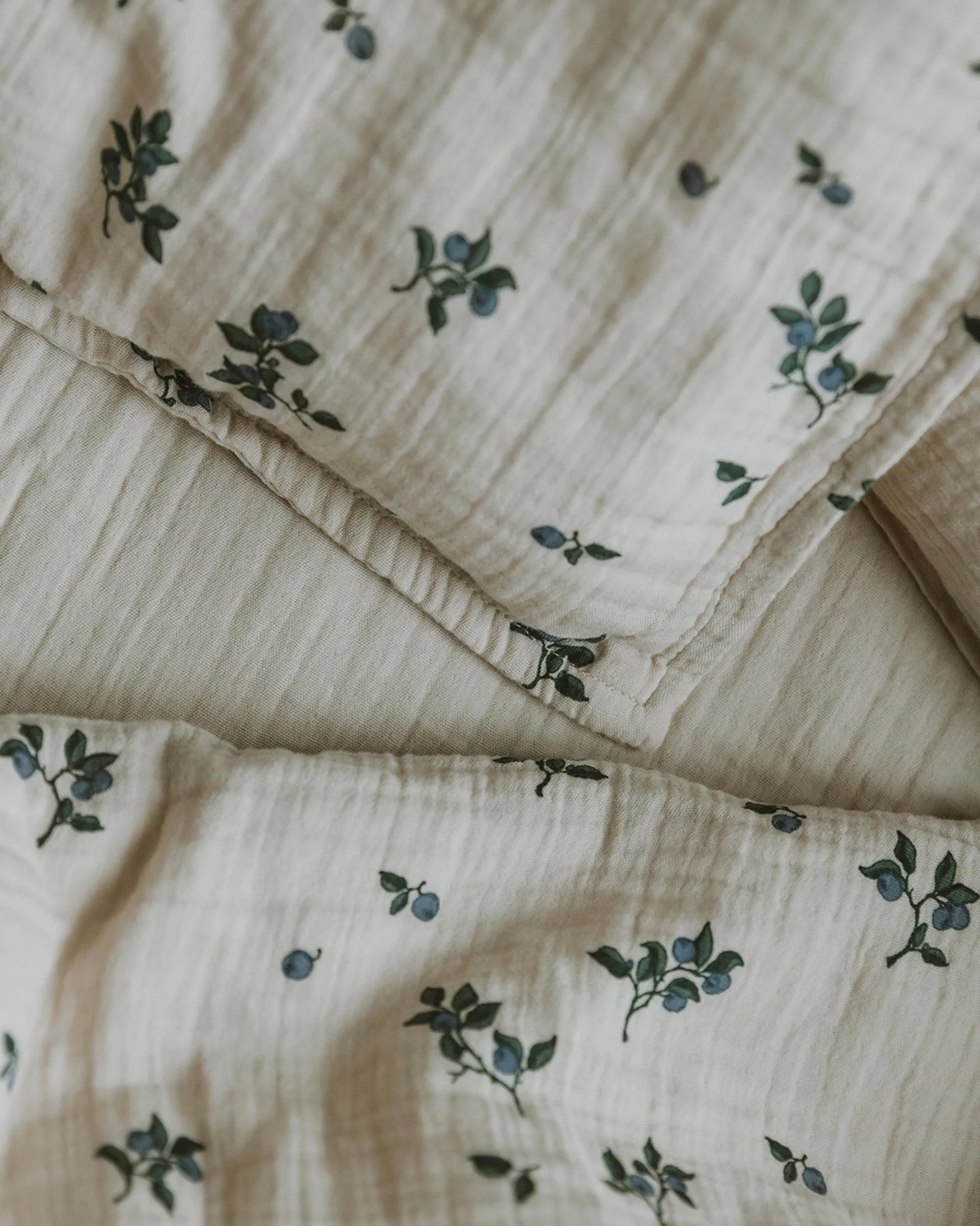 Blueberry Muslin sengesæt baby, 70x80 cm/28x35 cm Garbo&Friends