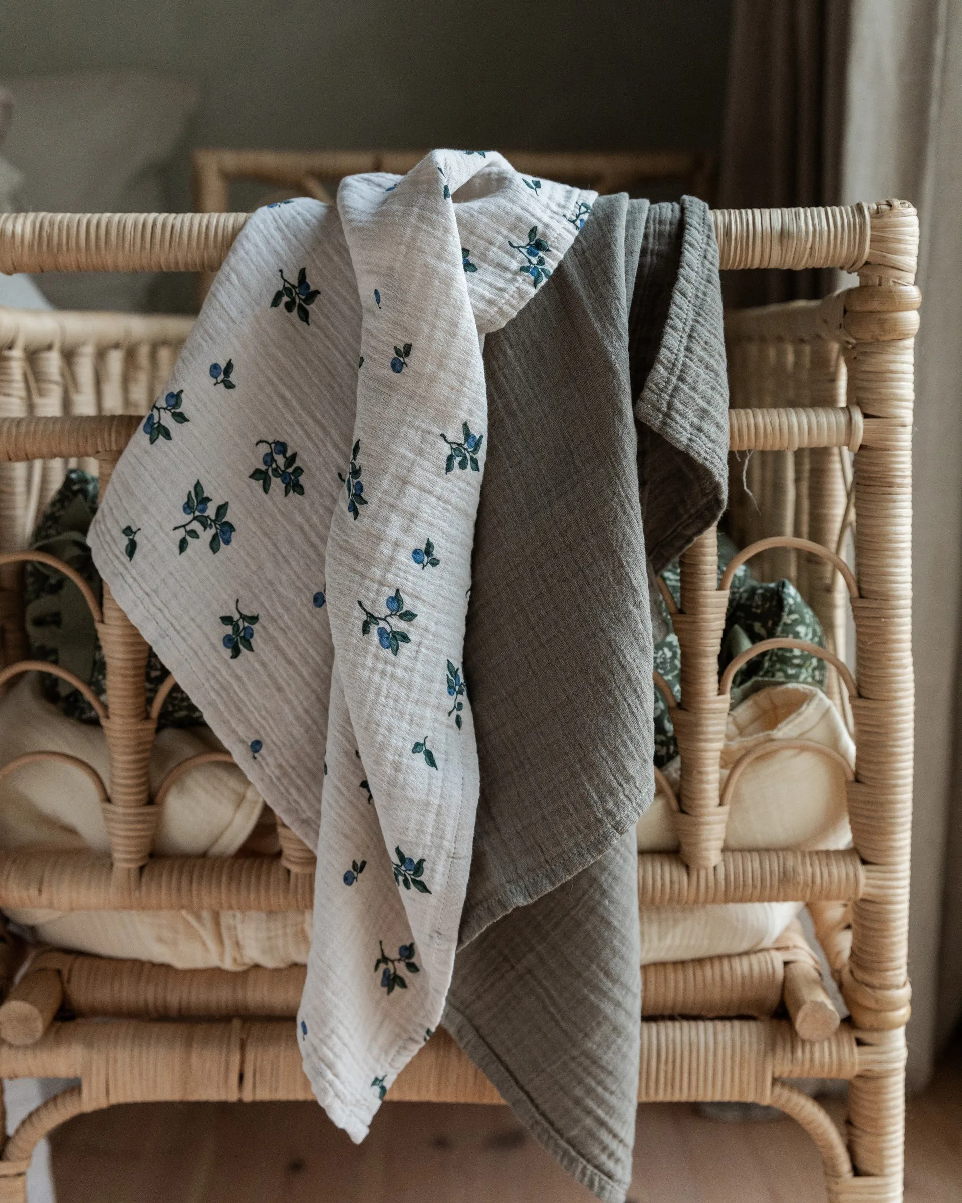 Blueberry Muslin tæppe lille 2 dele, 60x60 cm Garbo&Friends