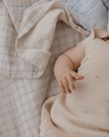 Gingham Sky Blue Muslin swaddle tæppe - 110x110 cm - Garbo&Friends
