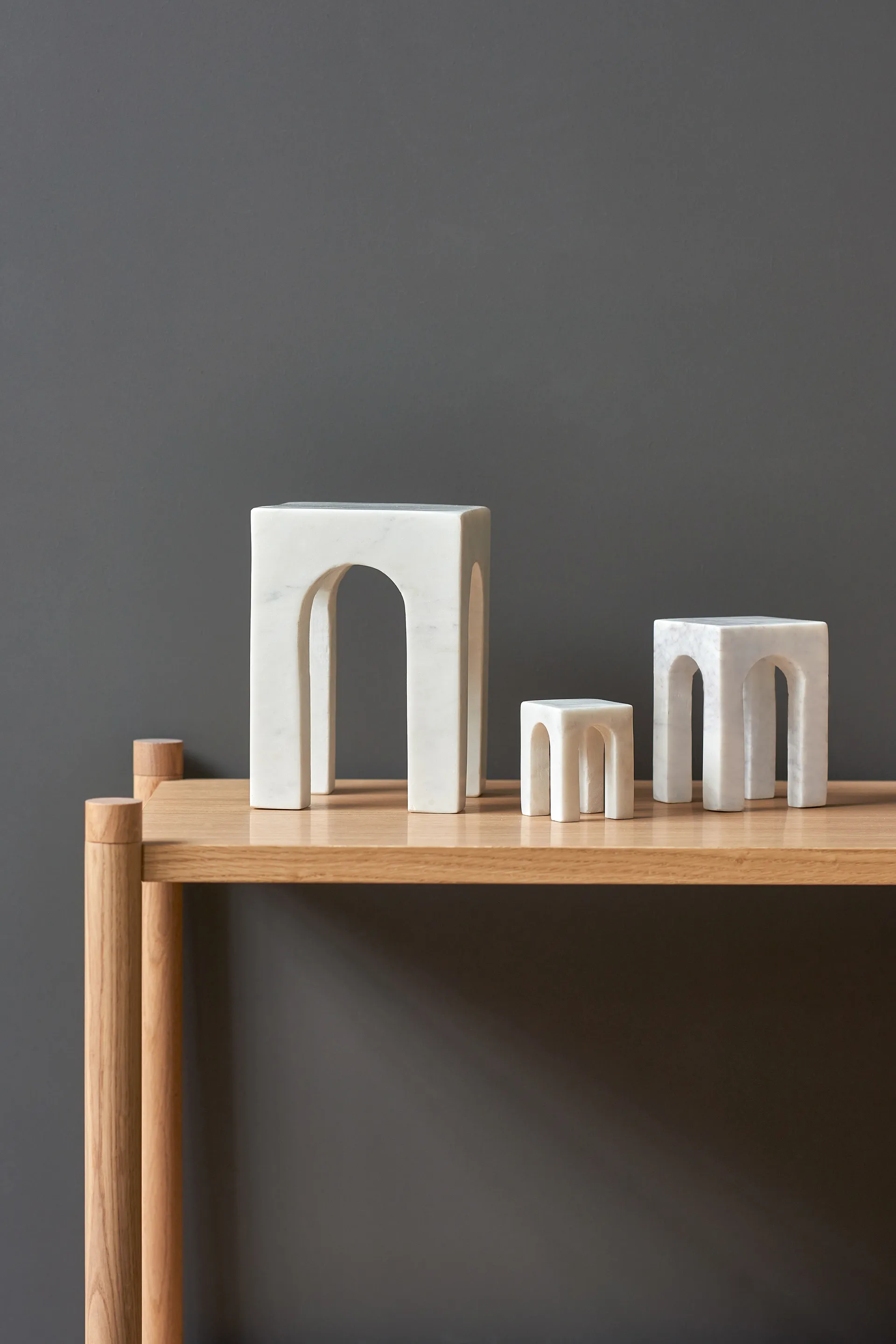 Arkis bogstøtte 3 dele, Hvid Gejst