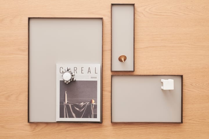 Frame bakke medium 23x34 cm, Røget eg/Grå Gejst