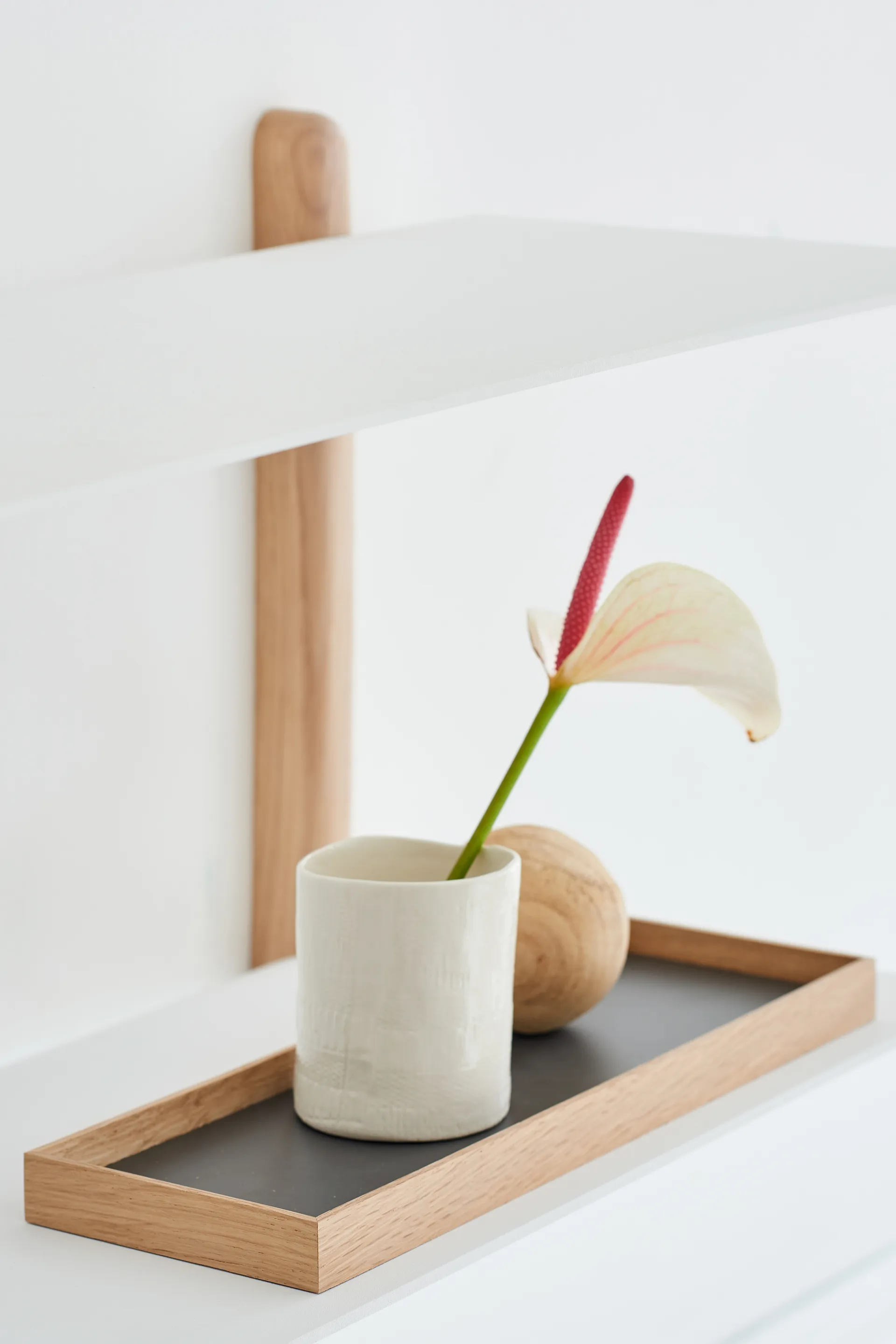 Frame bakke small 11x32,4 cm, Eg/Lysegrå Gejst