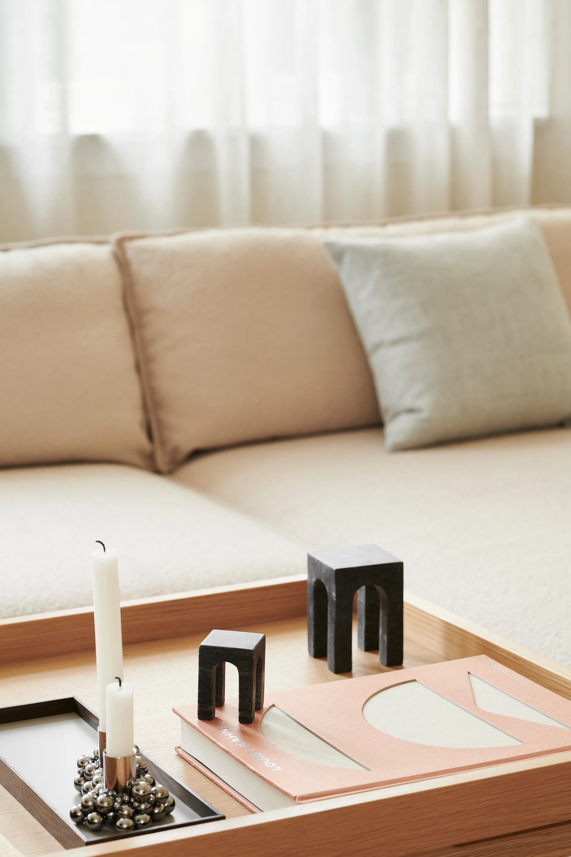 Frame bakke small 11x32,4 cm, Røget eg/Grå Gejst