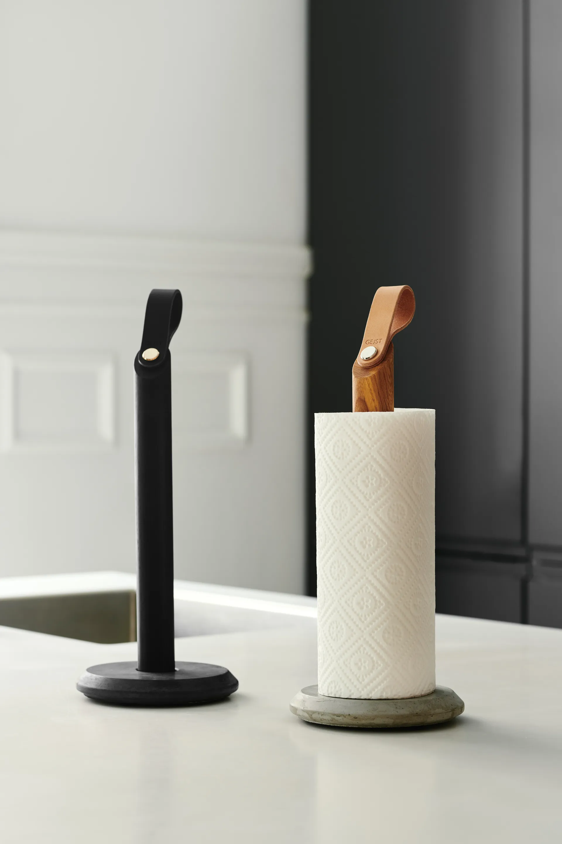 Grab køkkenrulleholder, Eg Gejst