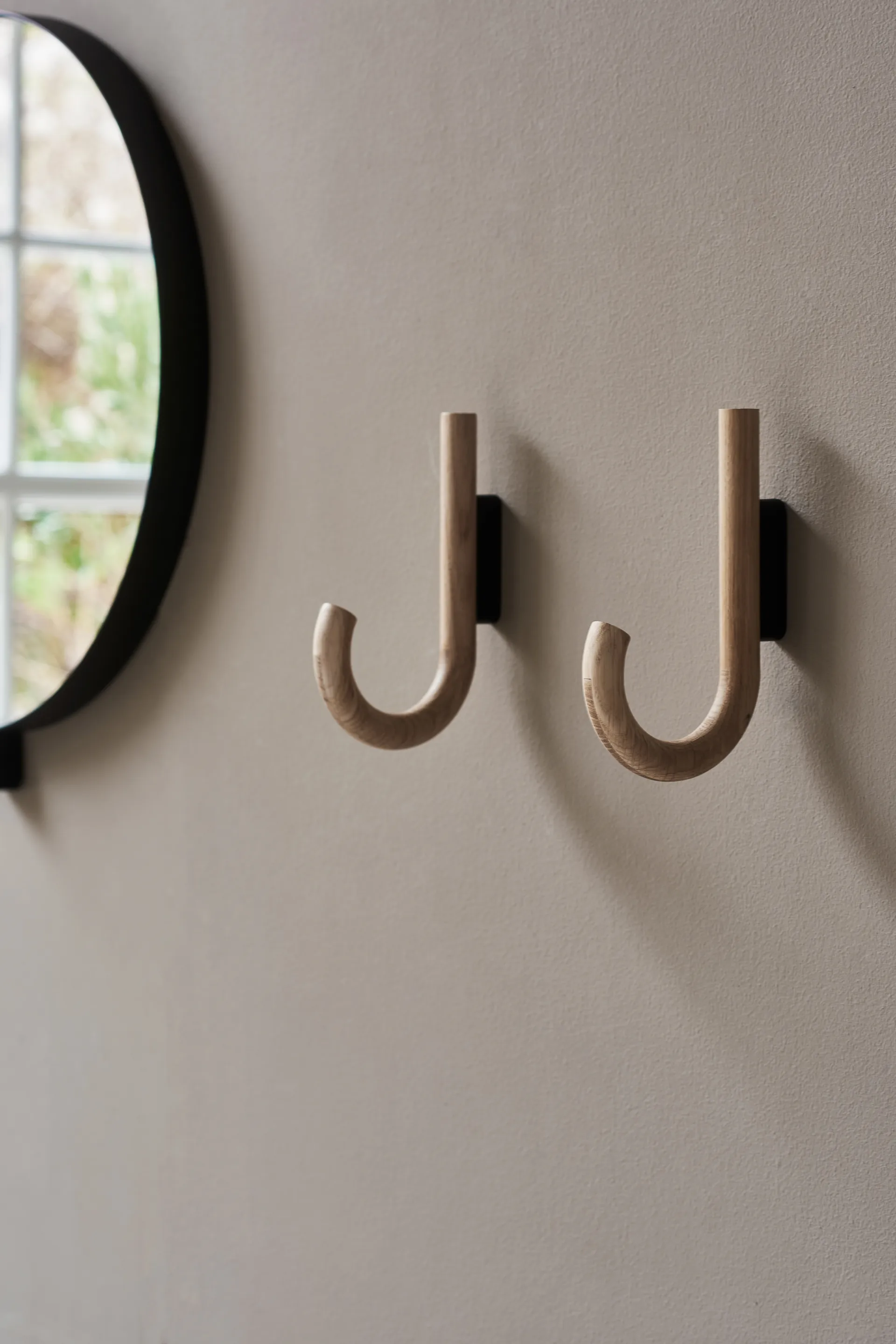 Hook krog 19 cm, Eg/Sort Gejst