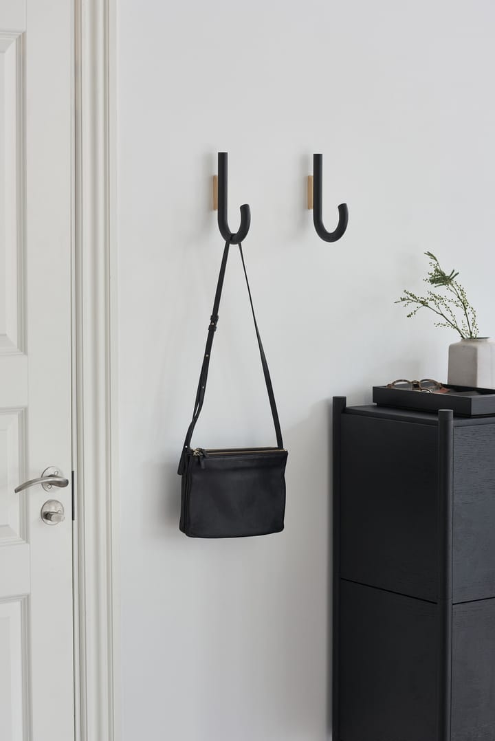 Hook krog 19 cm, Sortbejdset egetræ/Messing Gejst