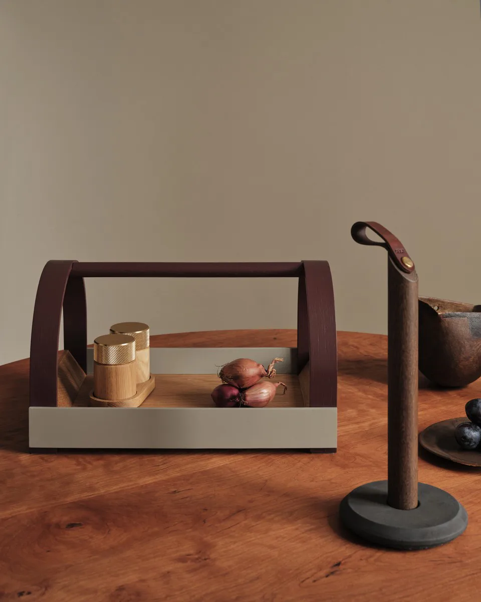 Kydo bakke med håndtag 40,5x27x23,5 cm, Eg-grey burgundy Gejst