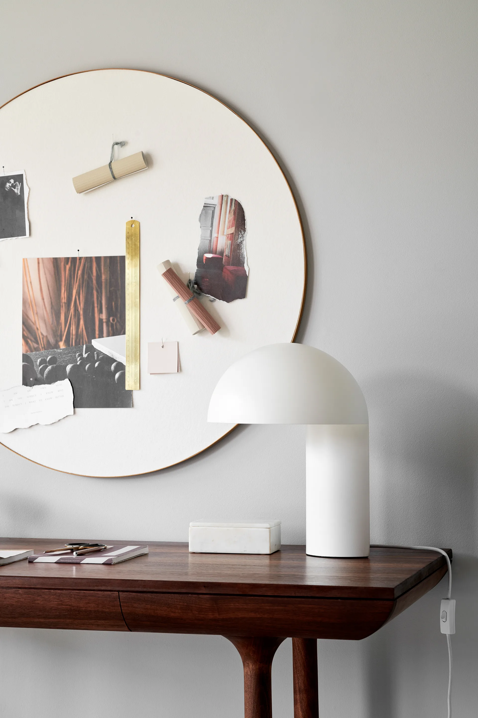 Leery bordlampe 40 cm, Hvid Gejst