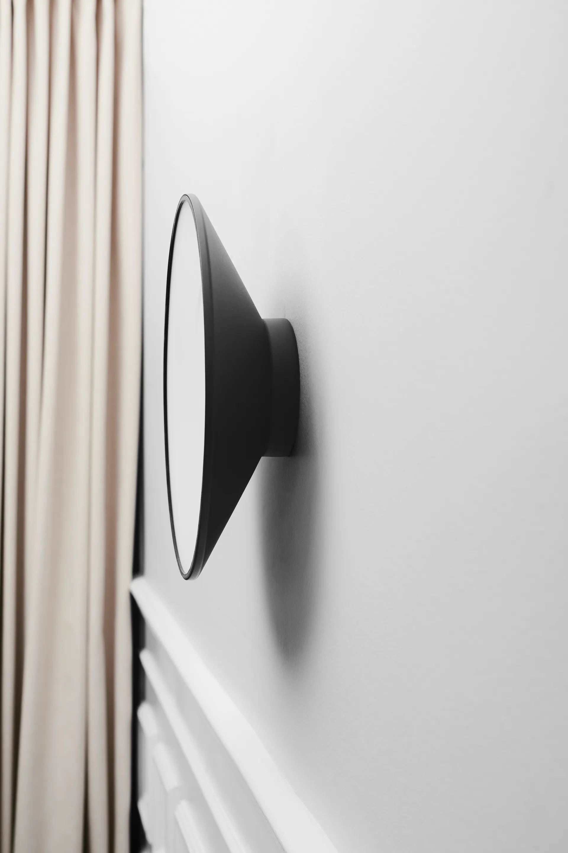 Momentt vægur Ø30 cm, Hvid Gejst