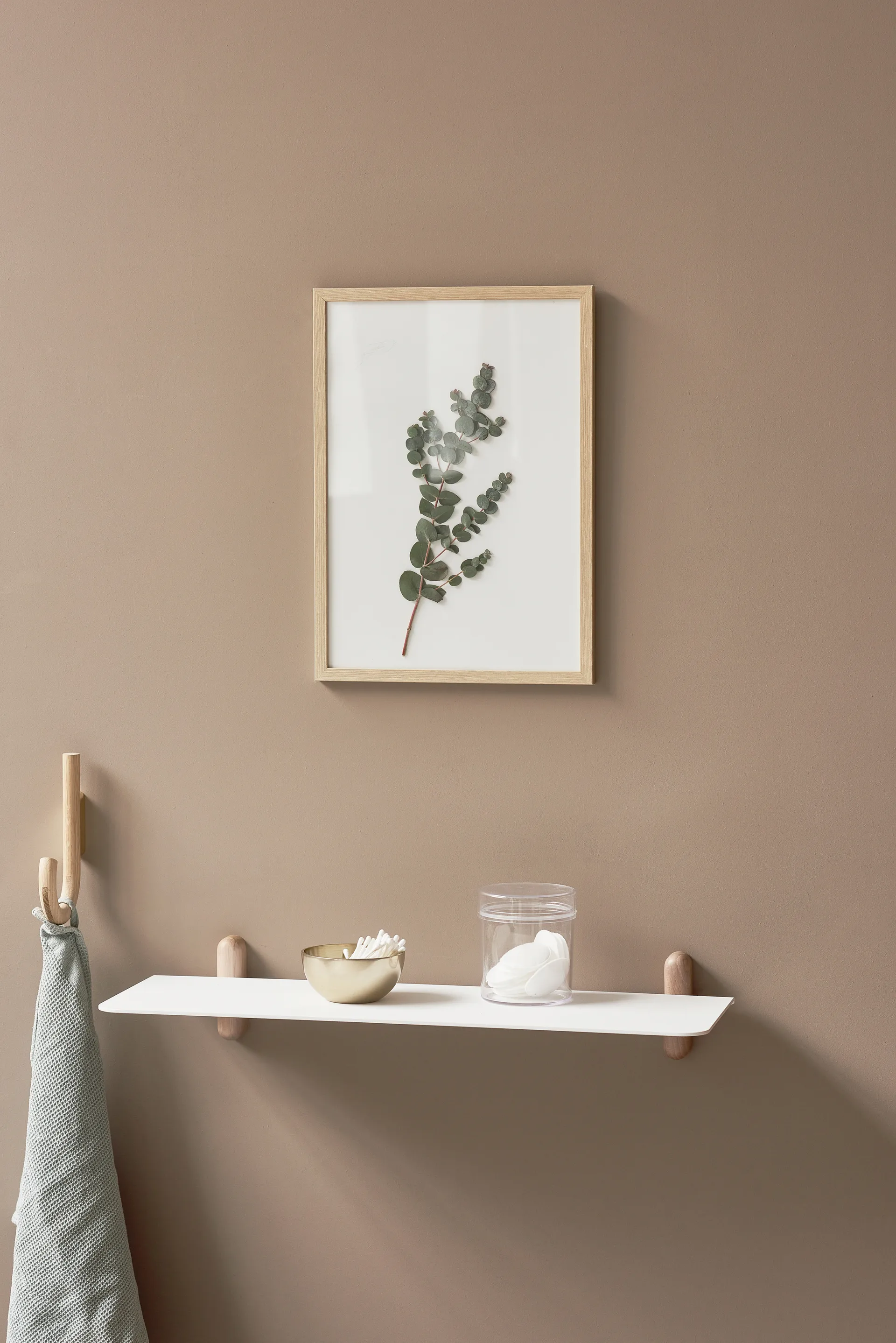 Nivo hylde G large, Lys eg/Hvid Gejst