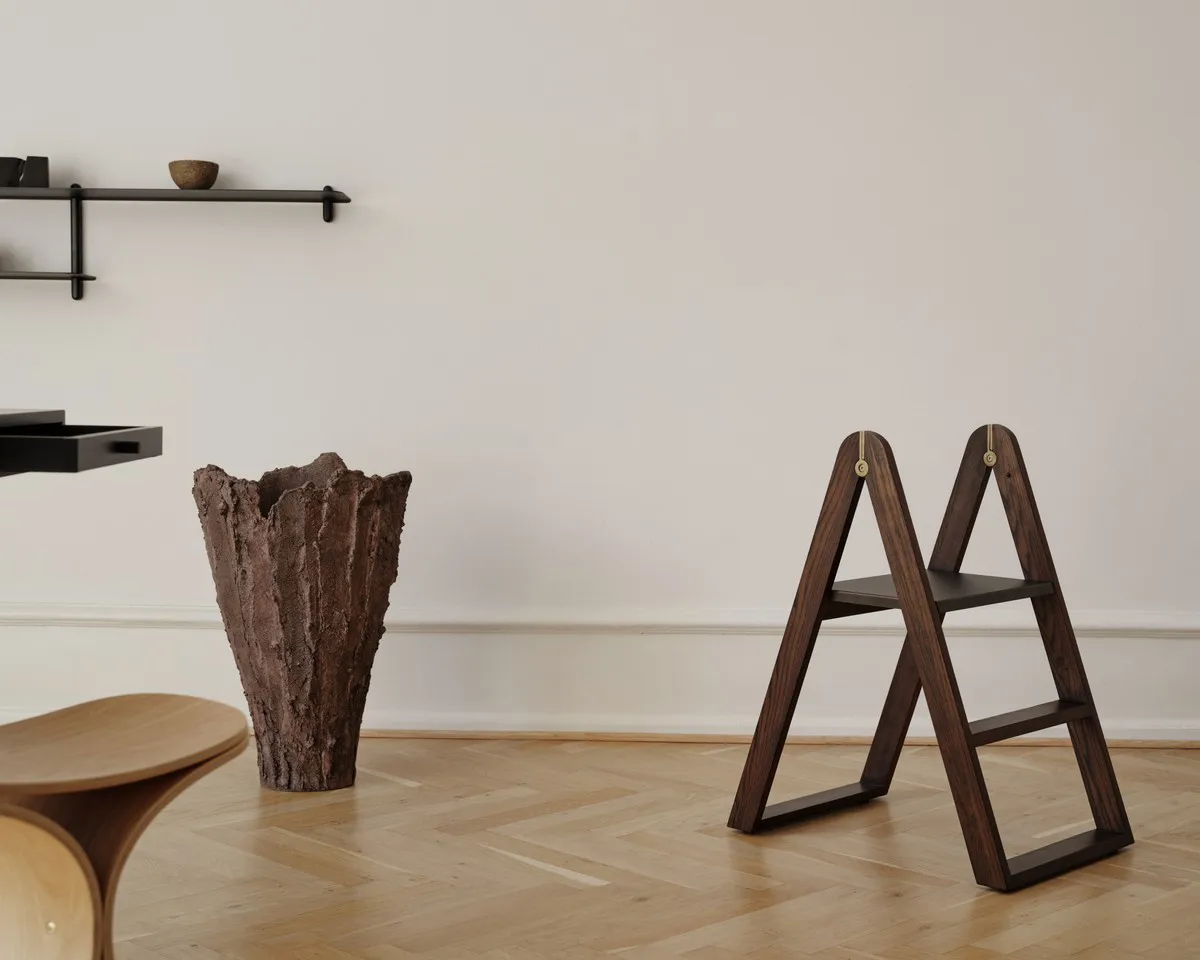 Reech trappestige, Mørk ask Gejst