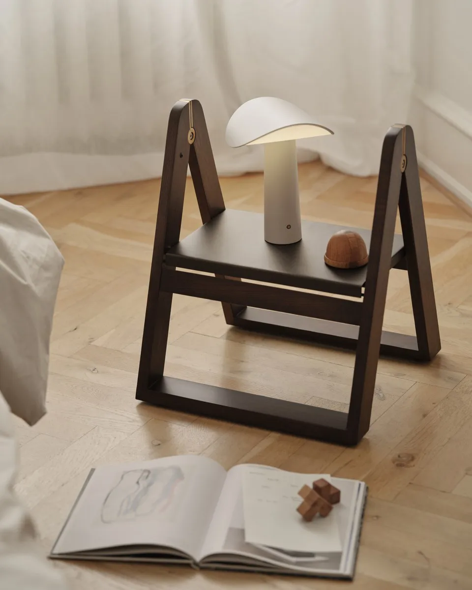 Reech trinskammel, Mørk ask Gejst