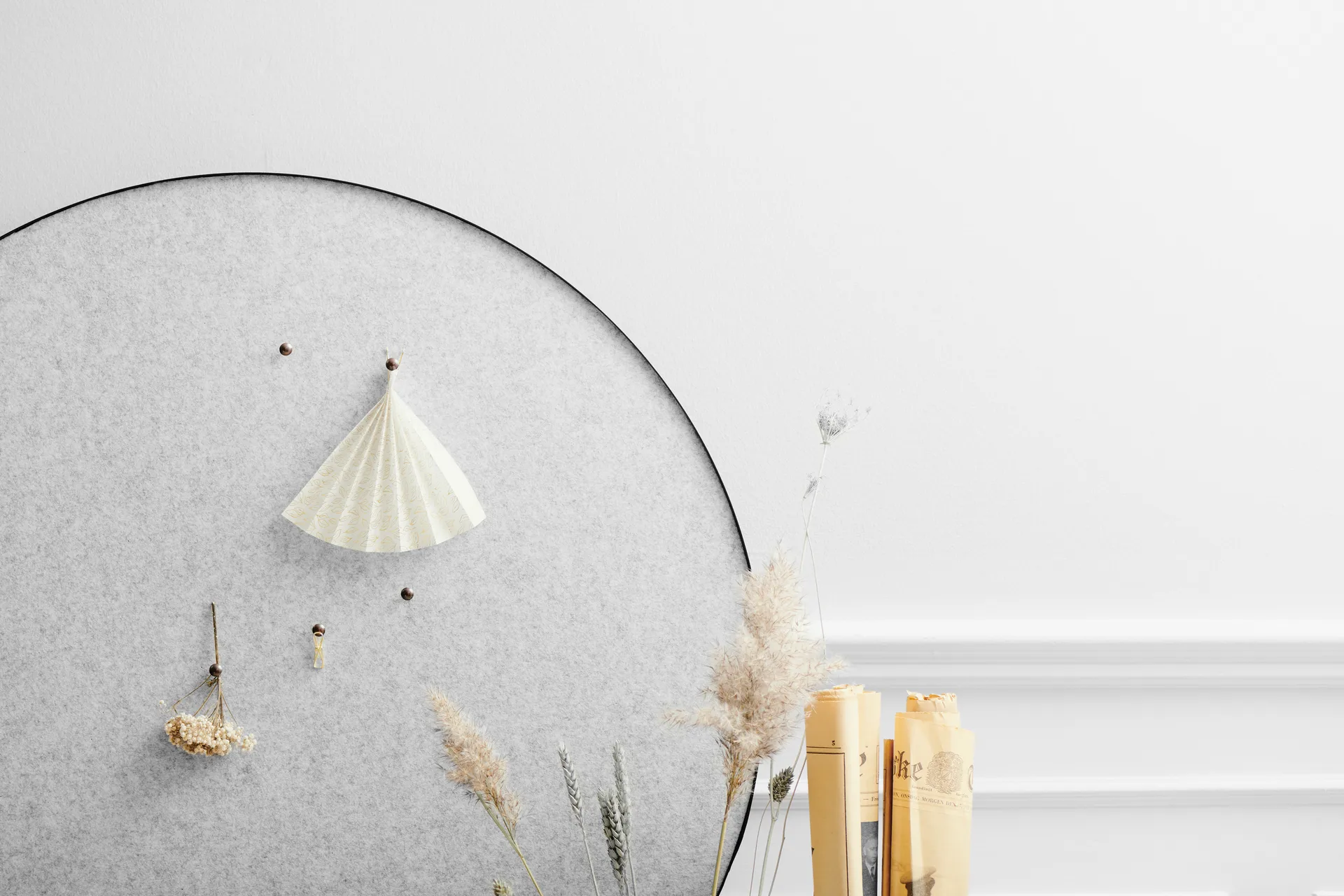 Retell pinboard opslagstavle Ø80 cm, Lysegrå Gejst