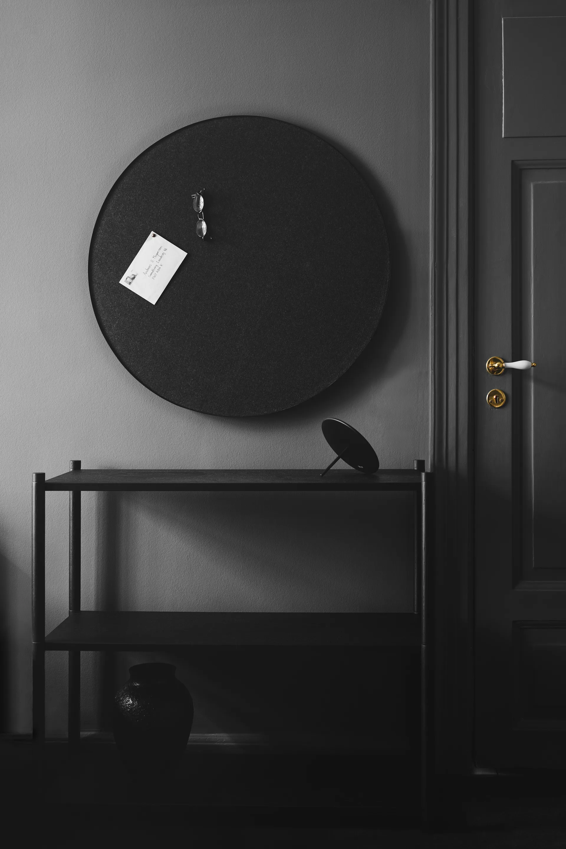 Retell pinboard opslagstavle Ø80 cm, Sort Gejst