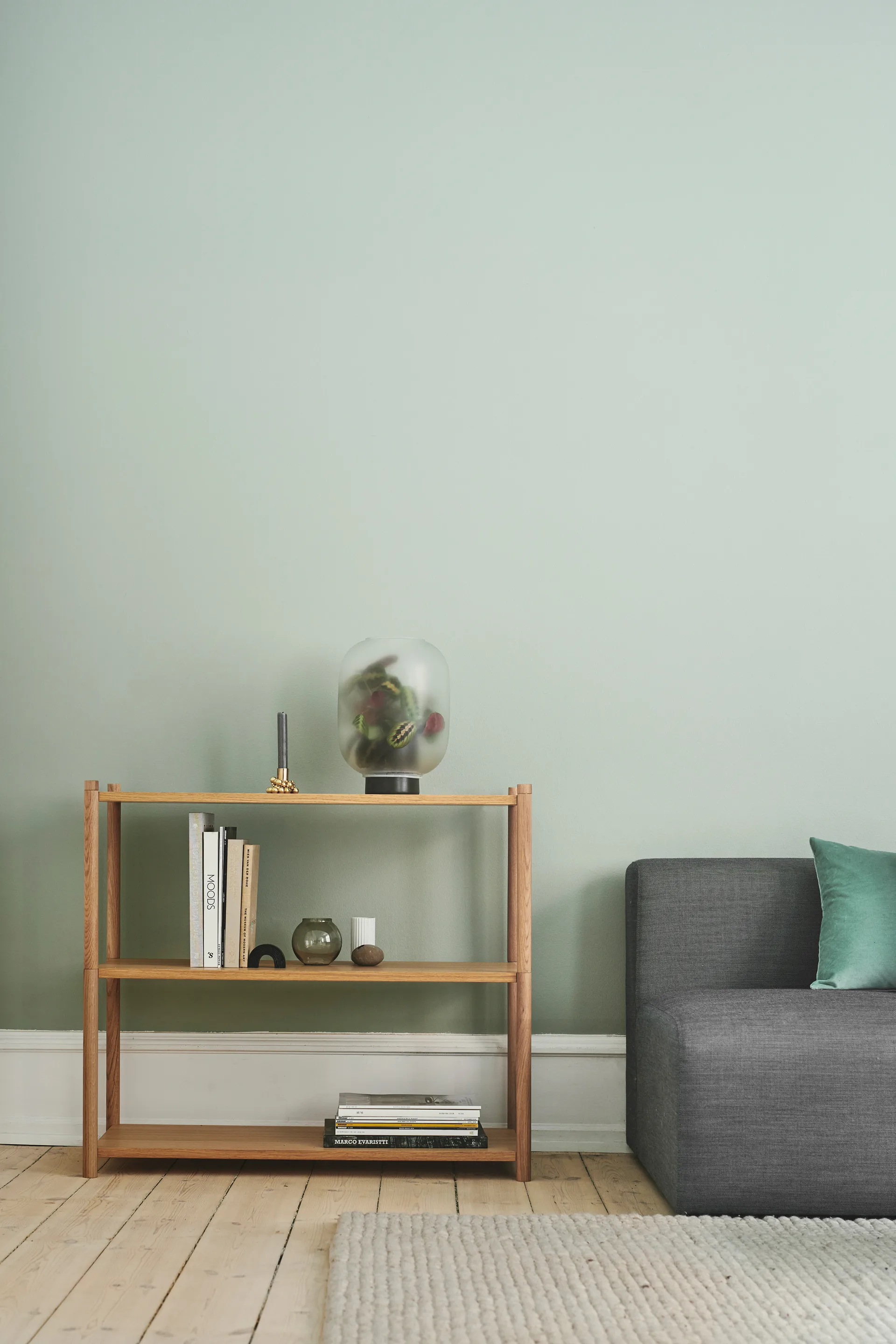 Sceene bookcase A, Lys eg Gejst