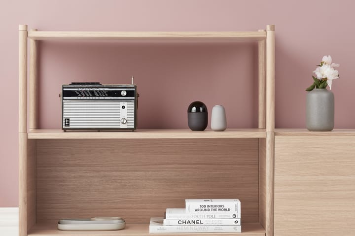 Sceene bookcase D, Lys eg Gejst