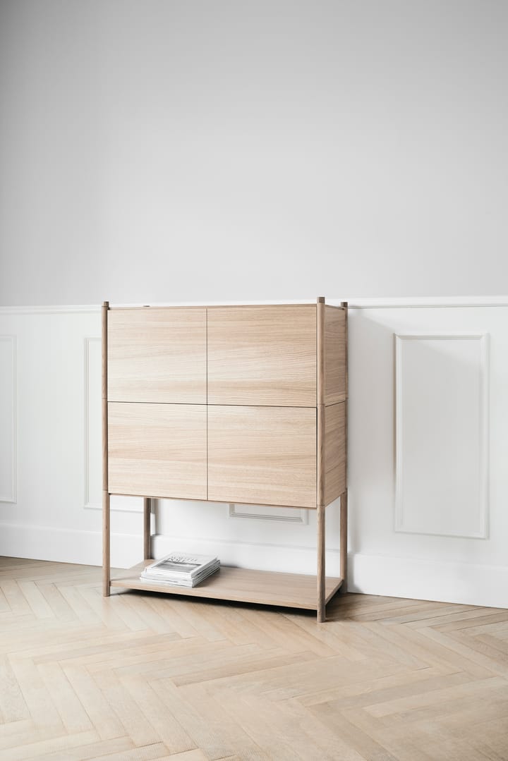 Sceene bookcase E, Lys eg Gejst