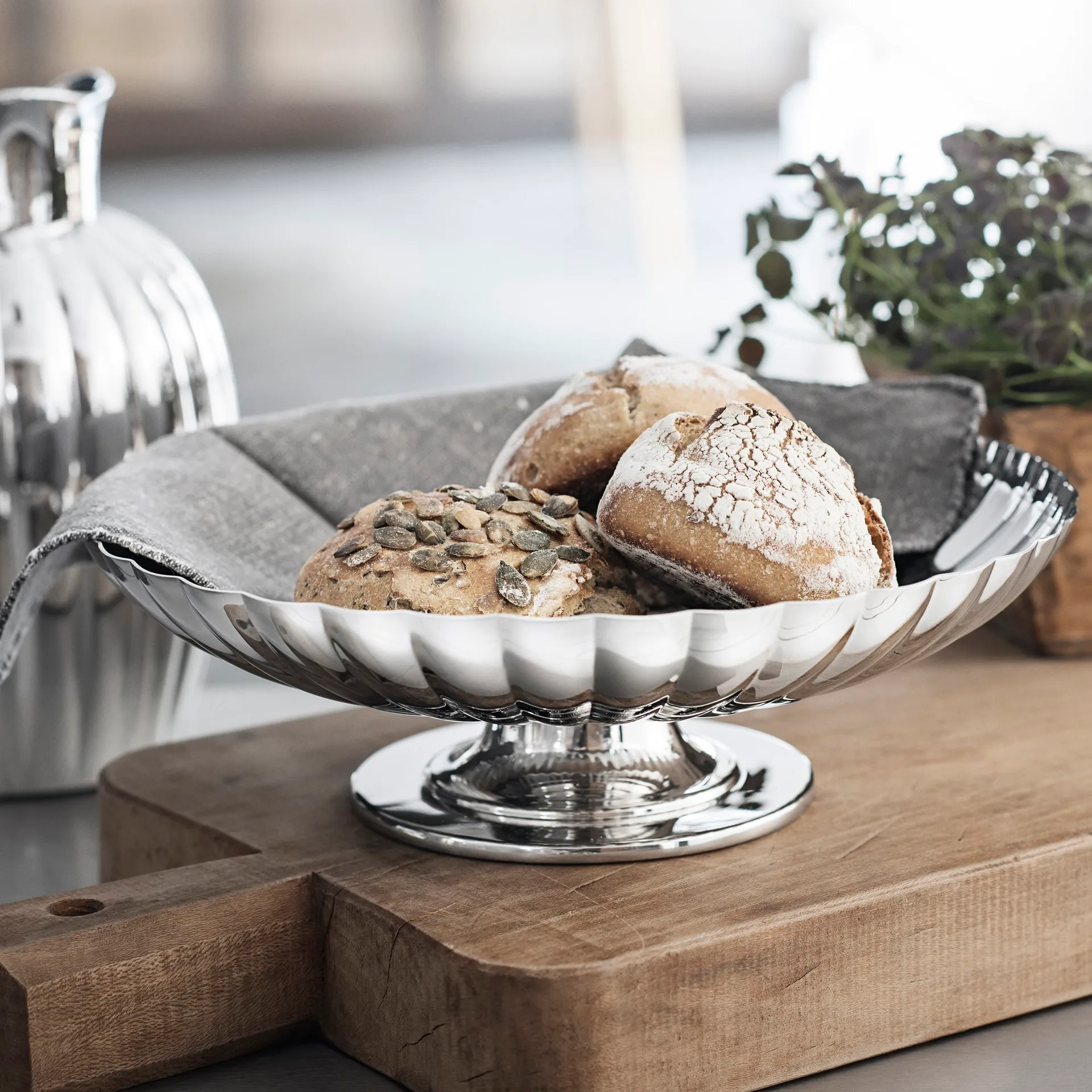 Bernadotte fad på fod, Ø 28 cm Georg Jensen