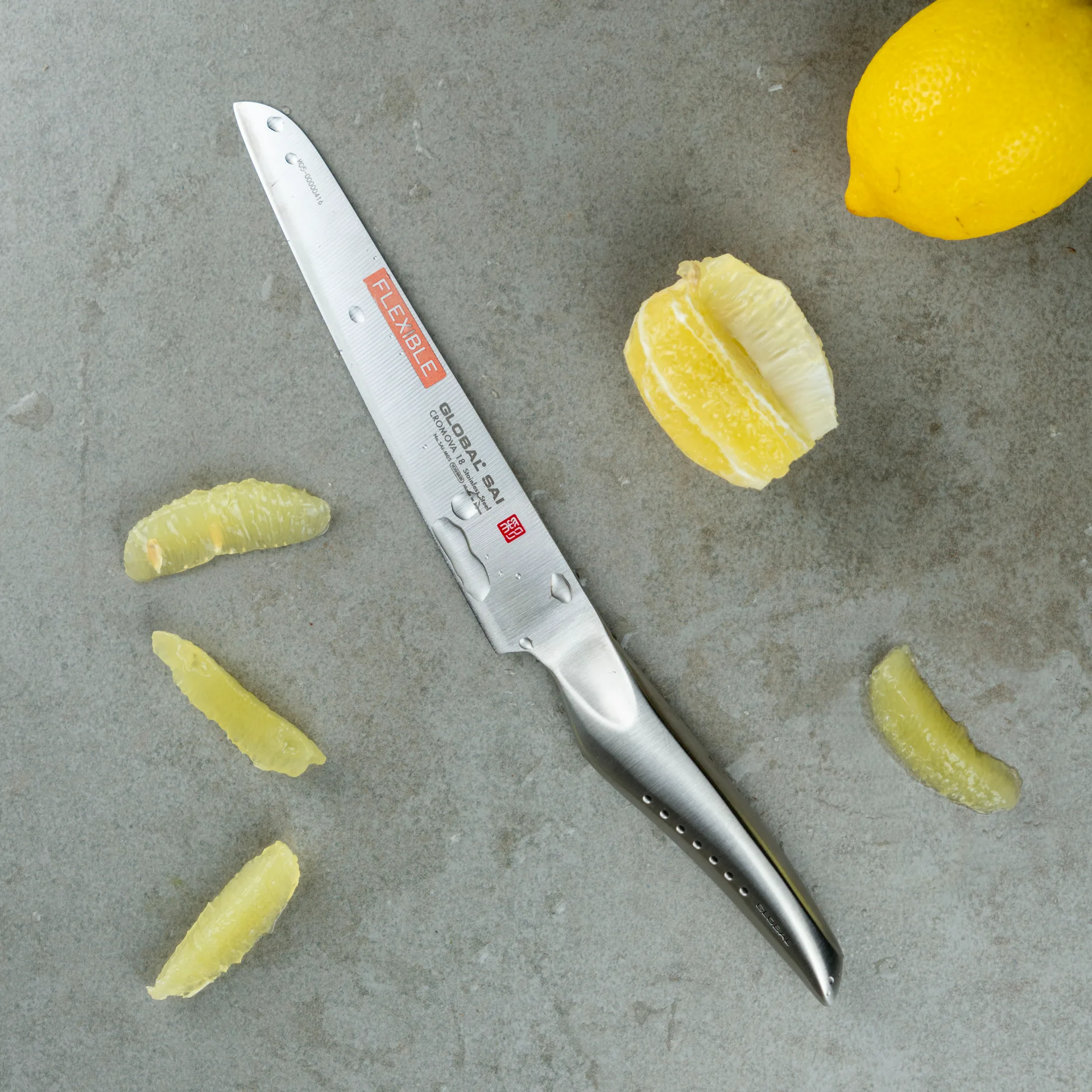 Global SAI-M05 universalkniv enkeltstål 17 cm fleksibel, Rustfrit stål Global